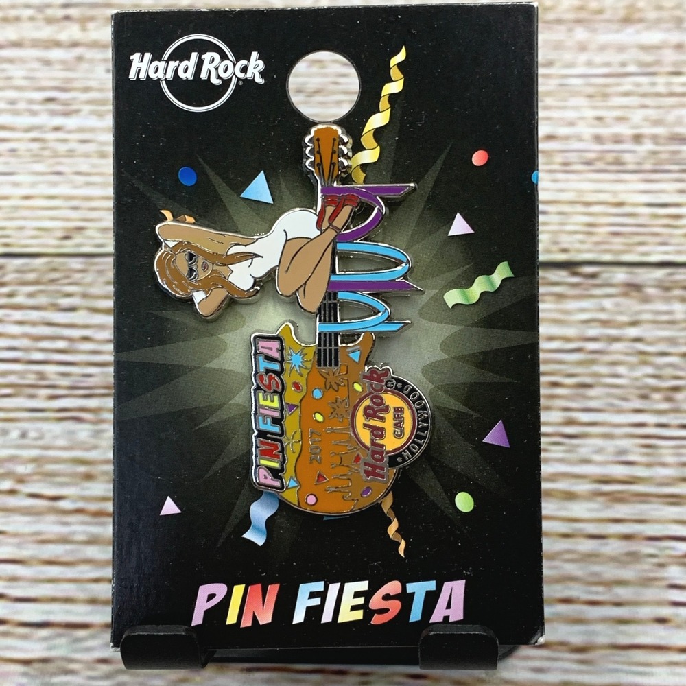 Hard Rock‎ Cafe Hollywood Pin Fiesta 2017 Guitar Girl Pin on Card Collectible